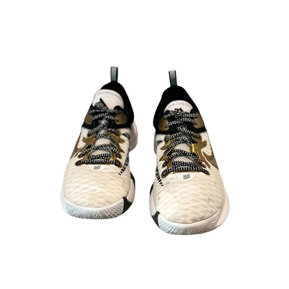 Nike Giannis Immortality Championship White Black Metallic Gold Men’s Size 10